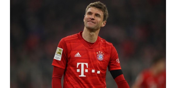 Thomas Müller reçoit le quatrième renouvellement du FC Bayern Müchen Thomas Müller reçoit le quatrième renouvellement du FC Bayern Müchen